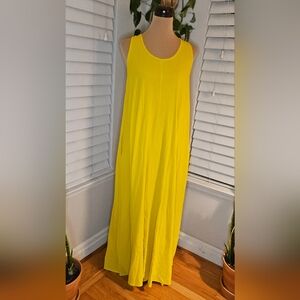Black Crane Sunny Yellow Sleeveless Maxi Dress